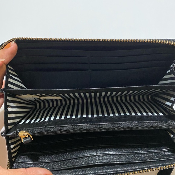 Kate Spade Wallet - Picture 4 of 7